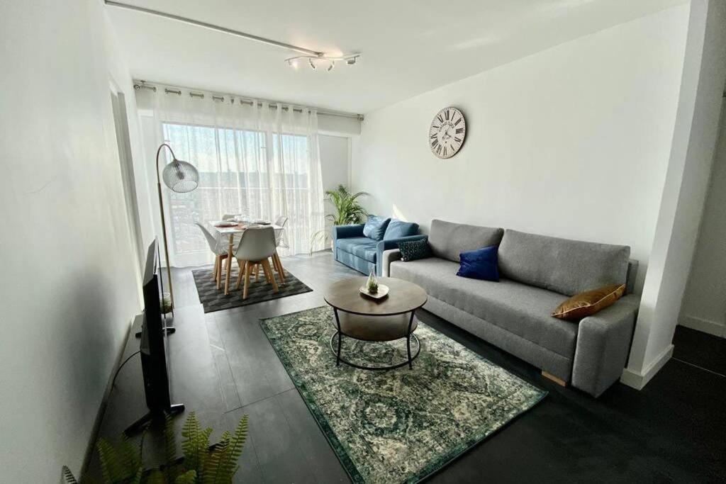 روان Grand F2 De 47M2 Au 15Eme Etage Dans Une Residence Tres Calme - 017 المظهر الخارجي الصورة